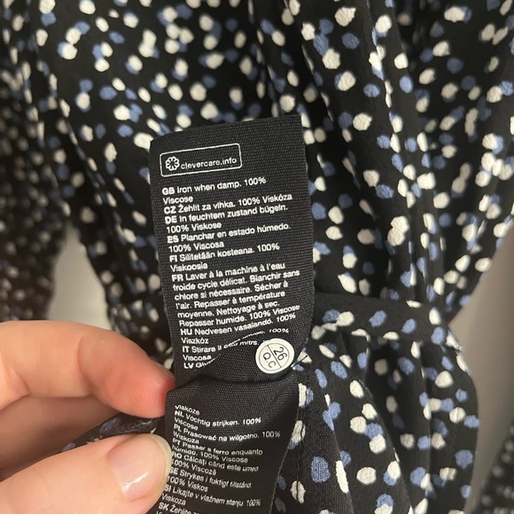 & Other Stories NWOT Puff Sleeve Wrap Blouse - Picture 8 of 8